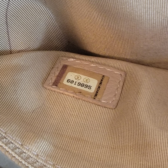 Chanel Beige Caviar Wooden Handles Tote - Picture 7 of 9